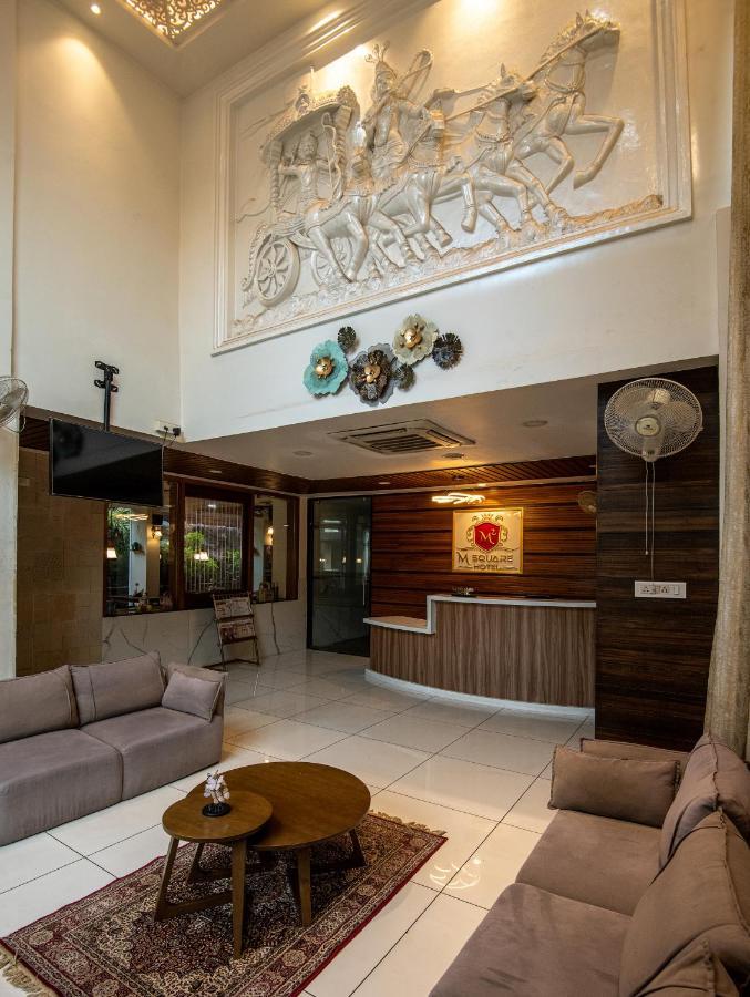 M Square Hotel Haïdarabad Extérieur photo