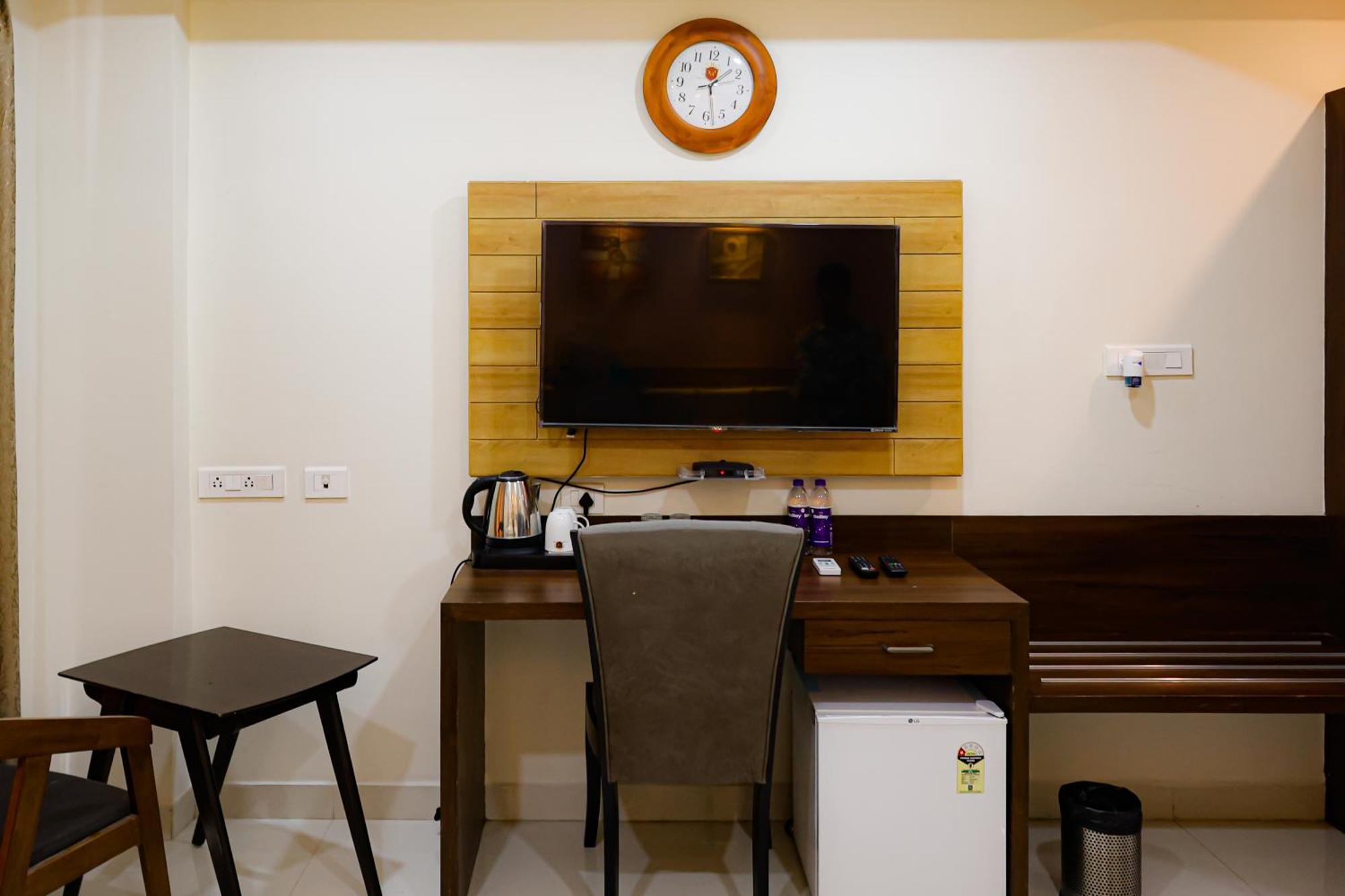 M Square Hotel Haïdarabad Extérieur photo