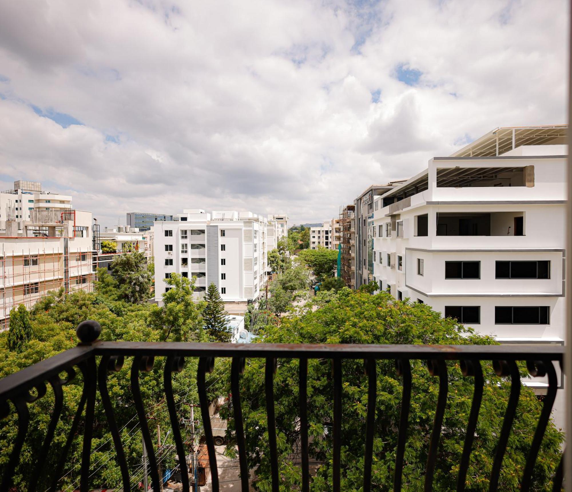 M Square Hotel Haïdarabad Extérieur photo